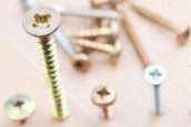 Alternative ways to remove screws without a screwdriver